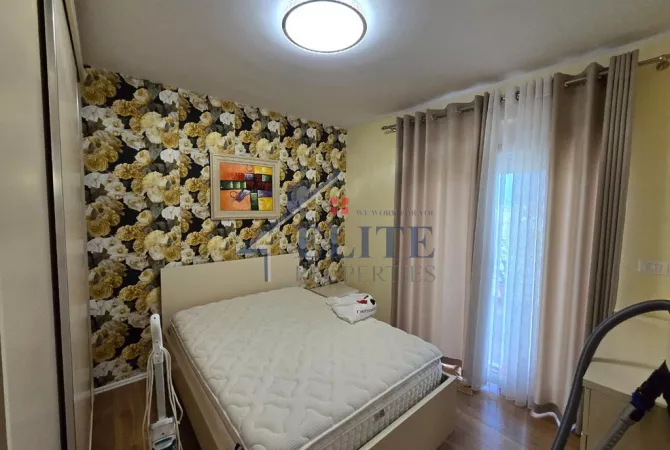 Shtepi me qera Apartament ne Tirane, 2+1, Mobilimi E mobiluar, Pagesa 650  Euro.