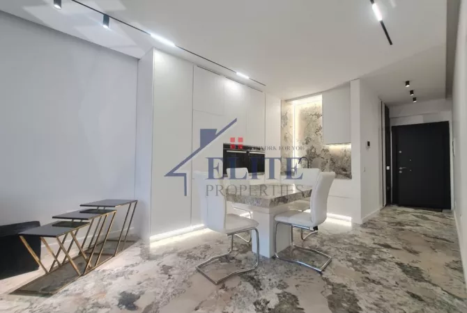 Liqeni i Thatë, apartament 1+1 me qira