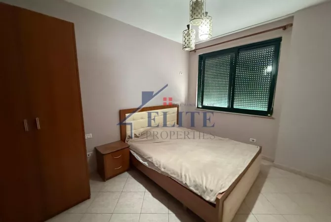 Shtepi me qera Apartament ne Tirane, 1+1, Mobilimi E mobiluar, Pagesa 550  Euro.