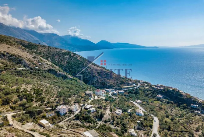 Qeparo, vile ne shitje