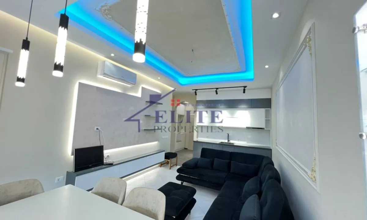 Shtepi me qera Apartament ne Tirane, 2+1, Mobilimi E mobiluar, Pagesa 700  Euro.