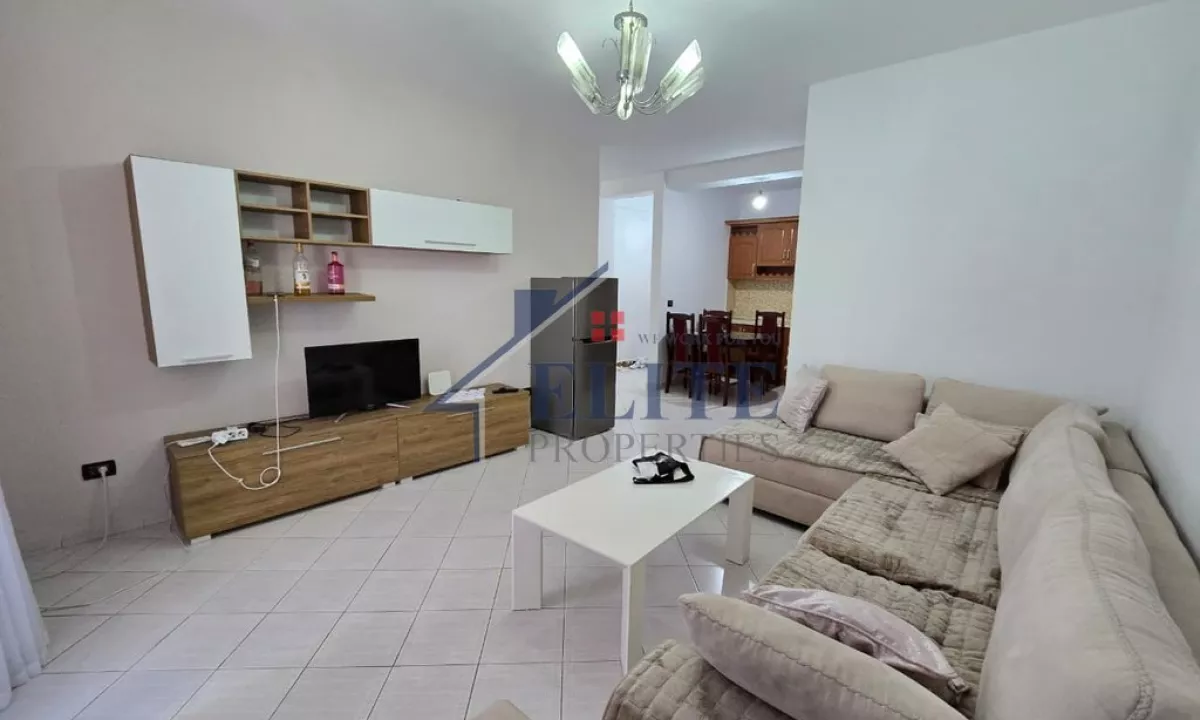 Shtepi ne shitje Apartament ne Tirane, 2+1, Mobilimi E mobiluar, Pagesa 140,000  Euro.