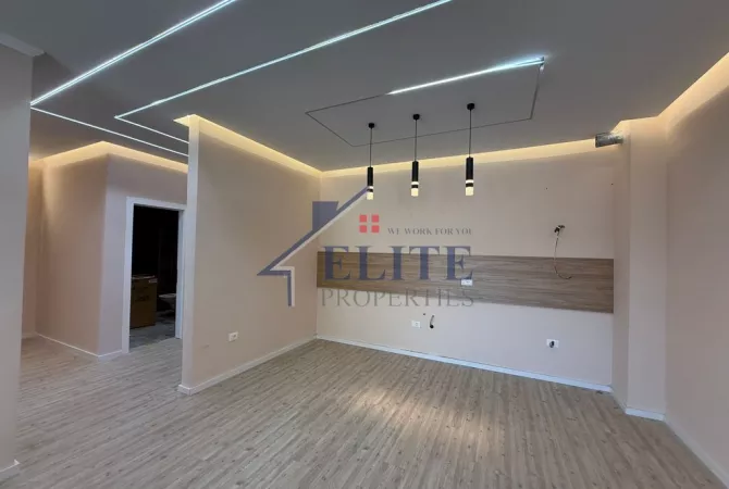 Shtepi me qera Apartament ne Tirane, 2+1, Mobilimi E mobiluar, Pagesa 800  Euro.