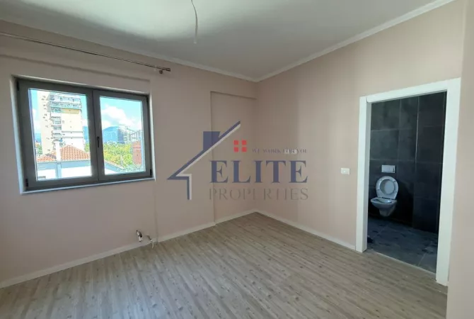 Ish Fusha e Aviacionit, apartament 2+1 për qira
