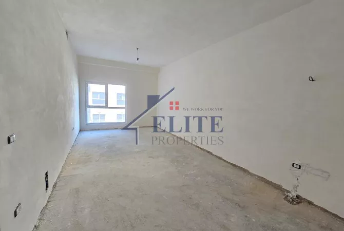 Shtepi ne shitje Apartament ne Tirane, 2+1, Mobilimi Bosh, pa mobiluar, Pagesa 192,000  Euro.