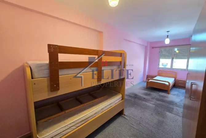 Shtepi me qera Apartament ne Tirane, 2+1, Mobilimi E mobiluar, Pagesa 53,000  Leke.