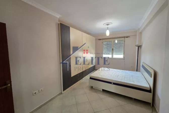 Shtepi me qera Apartament ne Tirane, 2+1, Mobilimi E mobiluar, Pagesa 53,000  Leke.