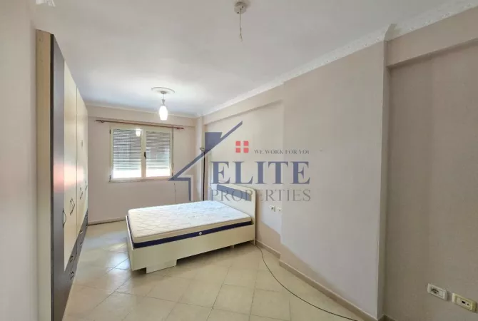 Shtepi me qera Apartament ne Tirane, 2+1, Mobilimi E mobiluar, Pagesa 53,000  Leke.