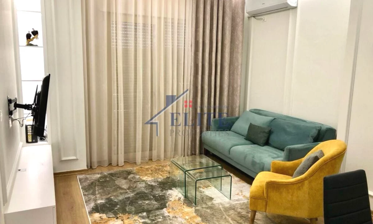 Shtepi me qera Apartament ne Tirane, 1+1, Mobilimi E mobiluar, Pagesa 550  Euro.