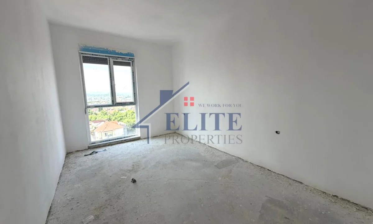 Shtepi ne shitje Apartament ne Tirane, 2+1, Mobilimi Bosh, pa mobiluar, Pagesa 141,600  Euro.