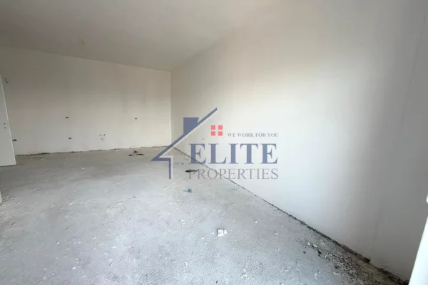 Shtepi ne shitje Apartament ne Tirane, 2+1, Mobilimi Bosh, pa mobiluar, Pagesa 141,600  Euro.