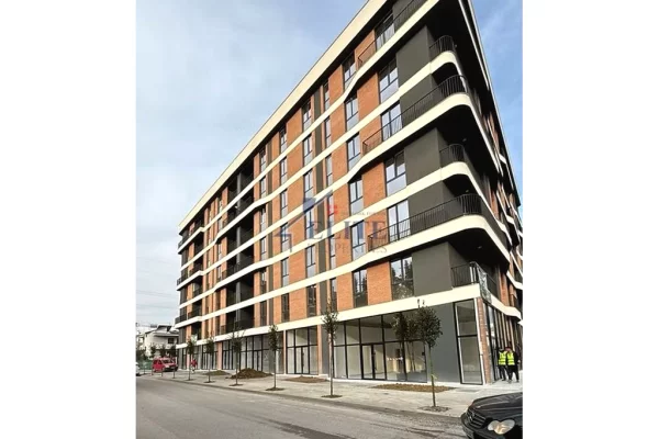 Shtepi ne shitje Apartament ne Tirane, 1+1, Mobilimi Bosh, pa mobiluar, Pagesa 103,000  Euro.