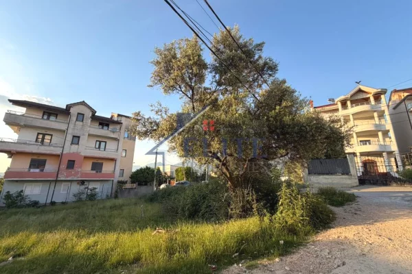 Terreno in vendita a Tirana - 210,000 Euro