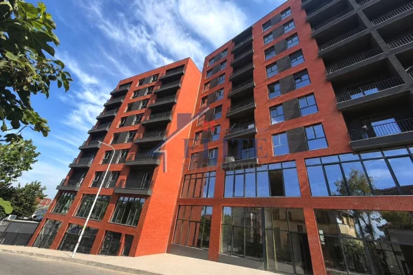 Shtepi ne shitje Apartament ne Tirane, 1+1, Mobilimi Bosh, pa mobiluar, Pagesa 88,100  Euro.