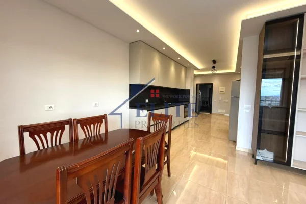 Shtepi me qera Apartament ne Tirane, 2+1, Mobilimi E mobiluar, Pagesa 45,000  Leke.