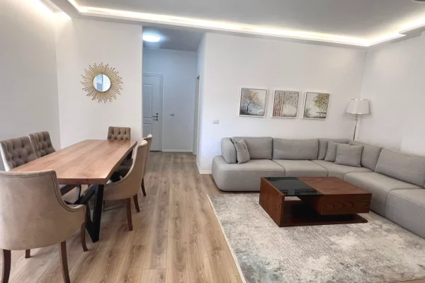 Shtepi ne shitje 2+1 ne Tirane - 250,000 Euro