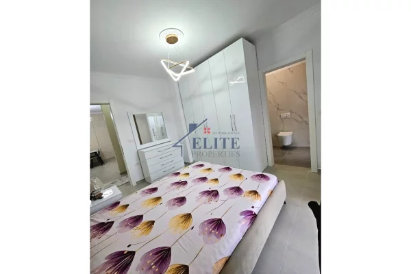 Shtepi me qera Apartament ne Tirane, 2+1, Mobilimi E mobiluar, Pagesa 50,000  Leke.