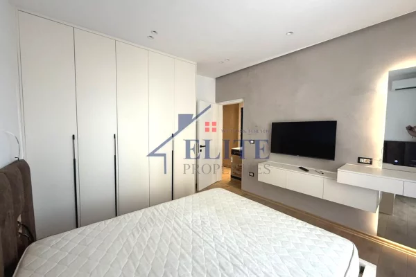Shtepi me qera Apartament ne Tirane, 2+1, Mobilimi E mobiluar, Pagesa 900  Euro.