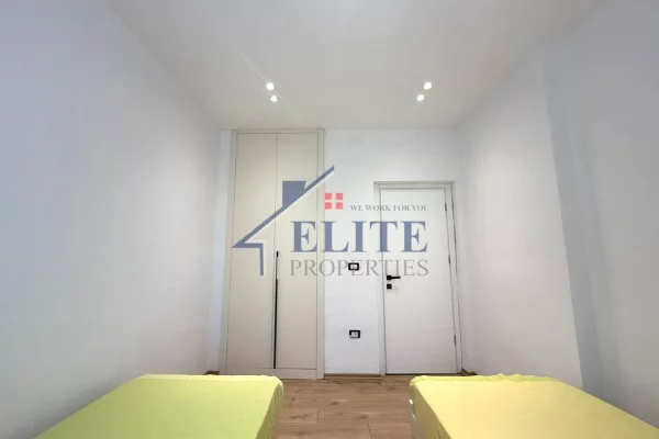 Shtepi me qera Apartament ne Tirane, 2+1, Mobilimi E mobiluar, Pagesa 900  Euro.