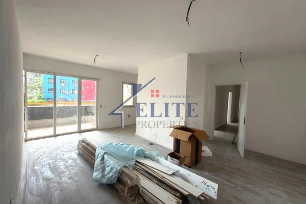 Shtepi ne shitje Apartament ne Tirane, 2+1, Mobilimi Bosh, pa mobiluar, Pagesa 225,664  Euro.