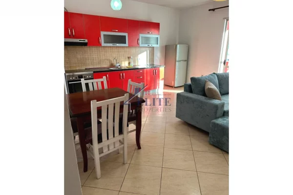 Astir, jepet me qira apartament 3+1