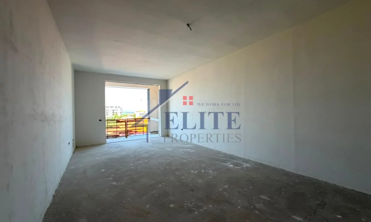 Shtepi ne shitje Apartament ne Tirane, 2+1, Mobilimi Bosh, pa mobiluar, Pagesa 108,192  Euro.