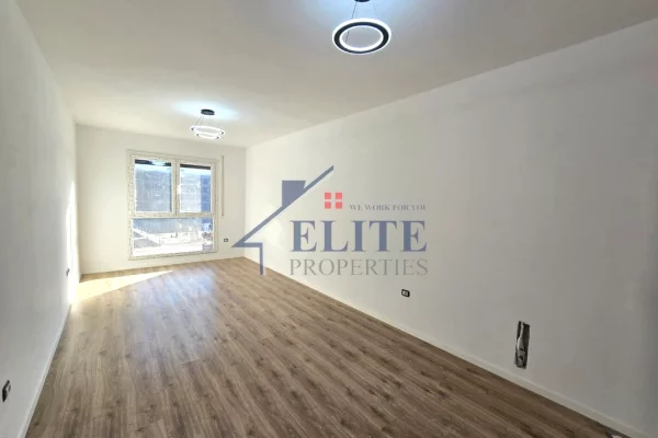 Shtepi ne shitje Apartament ne Tirane, 1+1, Mobilimi Bosh, pa mobiluar, Pagesa 104,438  Euro.