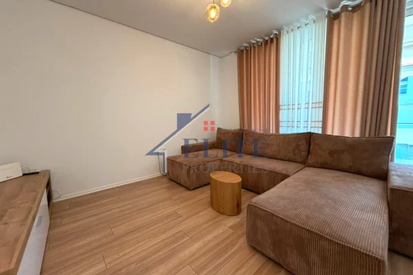 Shtepi ne shitje Apartament ne Durres, 1+1, Mobilimi E mobiluar, Pagesa 230,000  Euro.