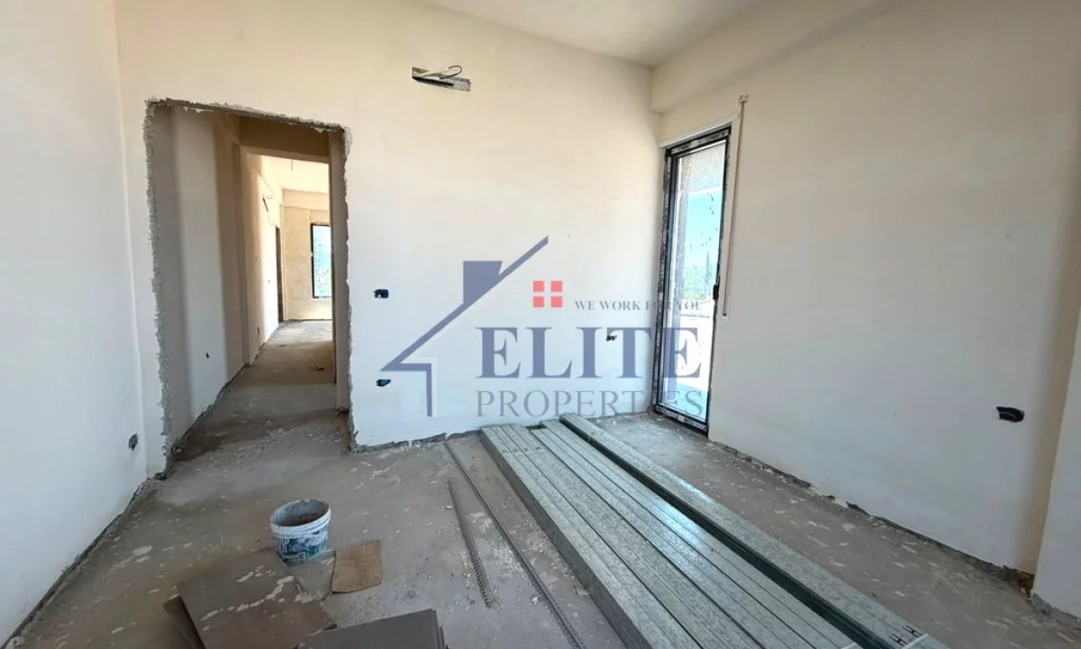 Shtepi ne shitje Apartament ne Durres, 1+1, Mobilimi Bosh, pa mobiluar, Pagesa 203,515  Euro.