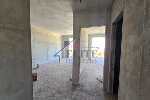 Shtepi ne shitje Apartament ne Durres, 1+1, Mobilimi Bosh, pa mobiluar, Pagesa 81,240  Euro.