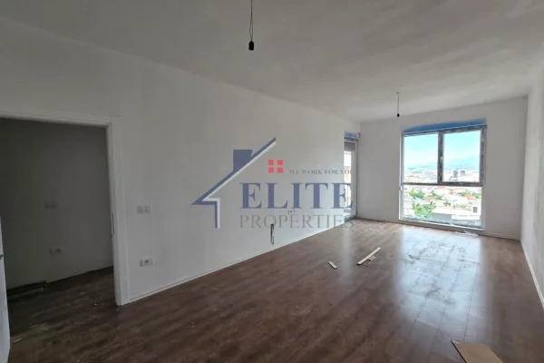 Shtepi ne shitje Apartament ne Tirane, 1+1, Mobilimi Bosh, pa mobiluar, Pagesa 98,180  Euro.