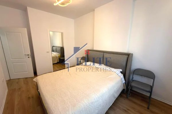 Shtepi ne shitje Apartament ne Tirane, 2+1, Mobilimi E mobiluar, Pagesa 245,000  Euro.
