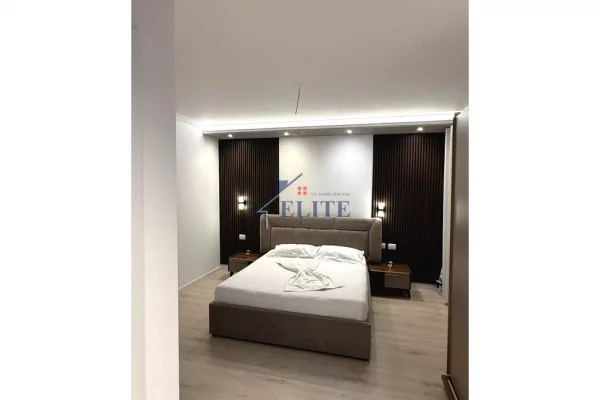 Shtepi me qera Apartament ne Tirane, 2+1, Mobilimi E mobiluar, Pagesa 80,000  Leke.
