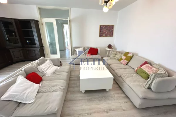 Shtepi me qera 2+1 ne Tirane - 800 Euro