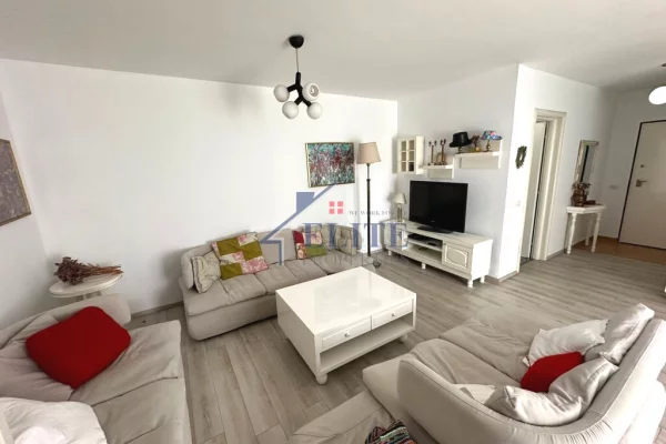 Shtepi me qera Apartament ne Tirane, 2+1, Mobilimi E mobiluar, Pagesa 800  Euro.