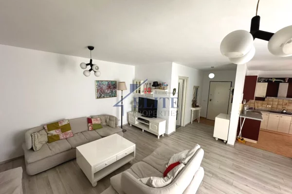 Shtepi me qera Apartament ne Tirane, 2+1, Mobilimi E mobiluar, Pagesa 800  Euro.
