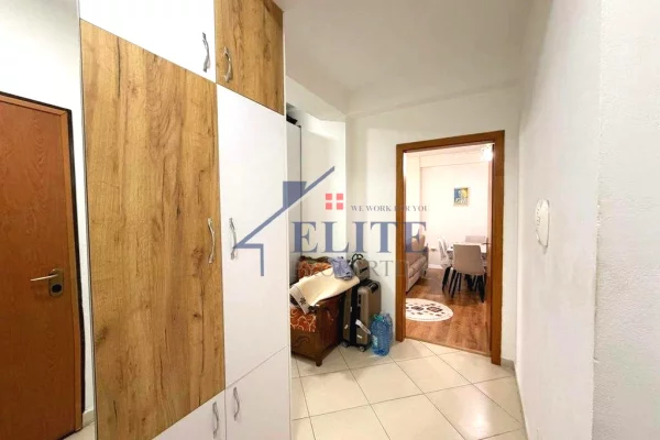 Shtepi ne shitje Apartament ne Tirane, 1+1, Mobilimi E mobiluar, Pagesa 12,000,000  Euro.