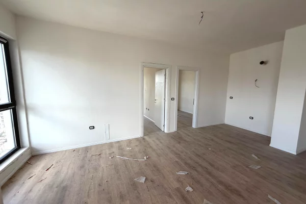Shtepi ne shitje Apartament ne Tirane, 2+1, Mobilimi Bosh, pa mobiluar, Pagesa 177,000  Euro.