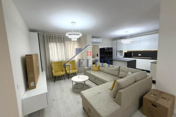 Shtepi me qera Apartament ne Tirane, 3+1, Mobilimi E mobiluar, Pagesa 1,300  Euro.