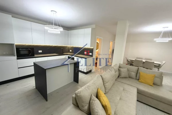 Shtepi me qera 3+1 ne Tirane - 1,300 Euro
