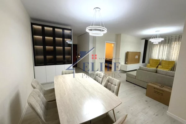 Shtepi me qera Apartament ne Tirane, 3+1, Mobilimi E mobiluar, Pagesa 1,300  Euro.