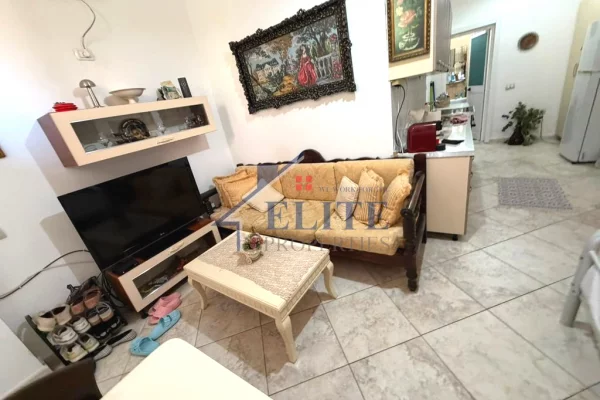 Shtepi me qera Apartament ne Tirane, Garsoniere, Mobilimi E mobiluar, Pagesa 27,000  Leke.