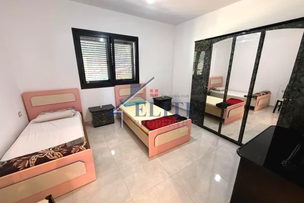 Shtepi me qera Apartament ne Tirane, 1+1, Mobilimi E mobiluar, Pagesa 300  Euro.