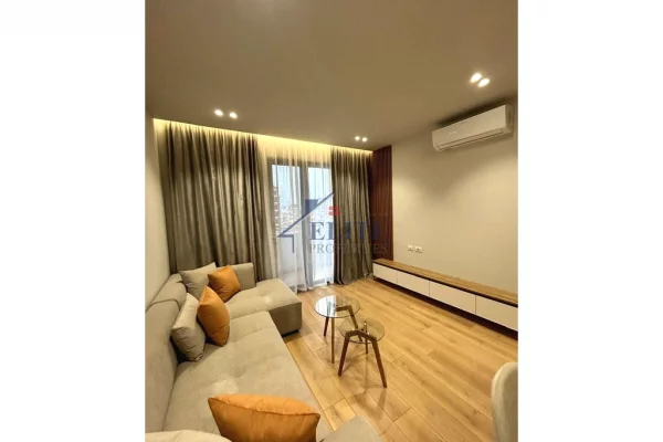 Shtepi me qera 2+1 ne Tirane - 850 Euro