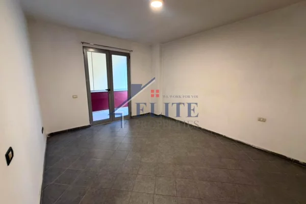 Shtepi me qera Apartament ne Tirane, 2+1, Mobilimi Bosh, pa mobiluar, Pagesa 40,000  Euro.