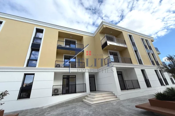 Shtepi ne shitje Apartament ne Tirane, 2+1, Mobilimi Bosh, pa mobiluar, Pagesa 141,714  Euro.