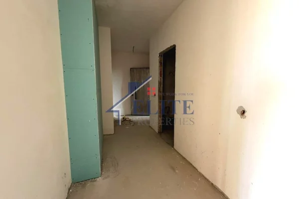 Shtepi ne shitje Apartament ne Tirane, 2+1, Mobilimi Bosh, pa mobiluar, Pagesa 102,595  Euro.