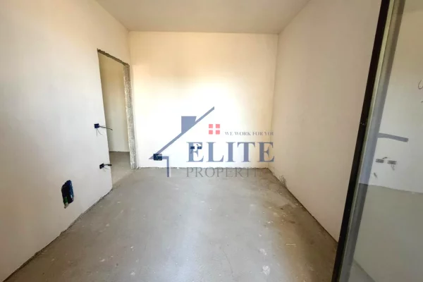 Shtepi ne shitje Apartament ne Tirane, 2+1, Mobilimi Bosh, pa mobiluar, Pagesa 102,595  Euro.
