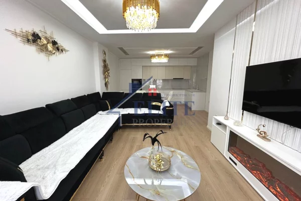 Shtepi ne shitje Apartament ne Tirane, 2+1, Mobilimi E mobiluar, Pagesa 850  Euro.