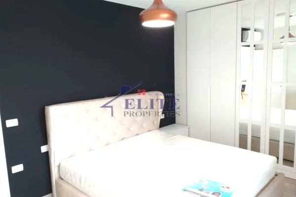 Shtepi me qera Apartament ne Tirane, 2+1, Mobilimi E mobiluar, Pagesa 800  Euro.